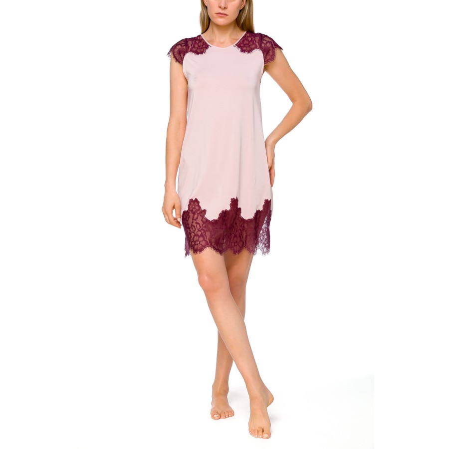 Camisón largo rosa ajustado de micromodal vista frontal